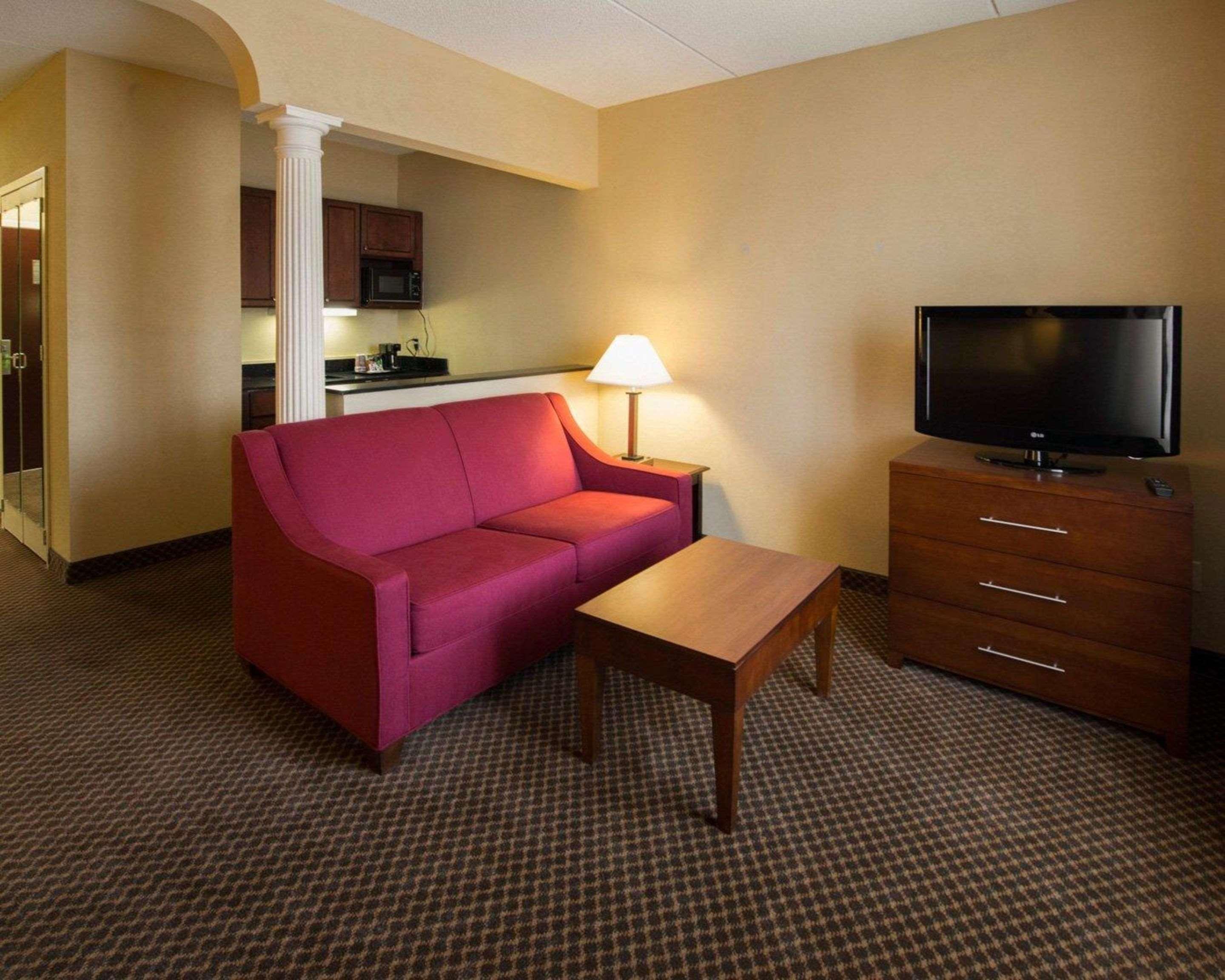 Comfort Inn & Suites Morganton Εξωτερικό φωτογραφία
