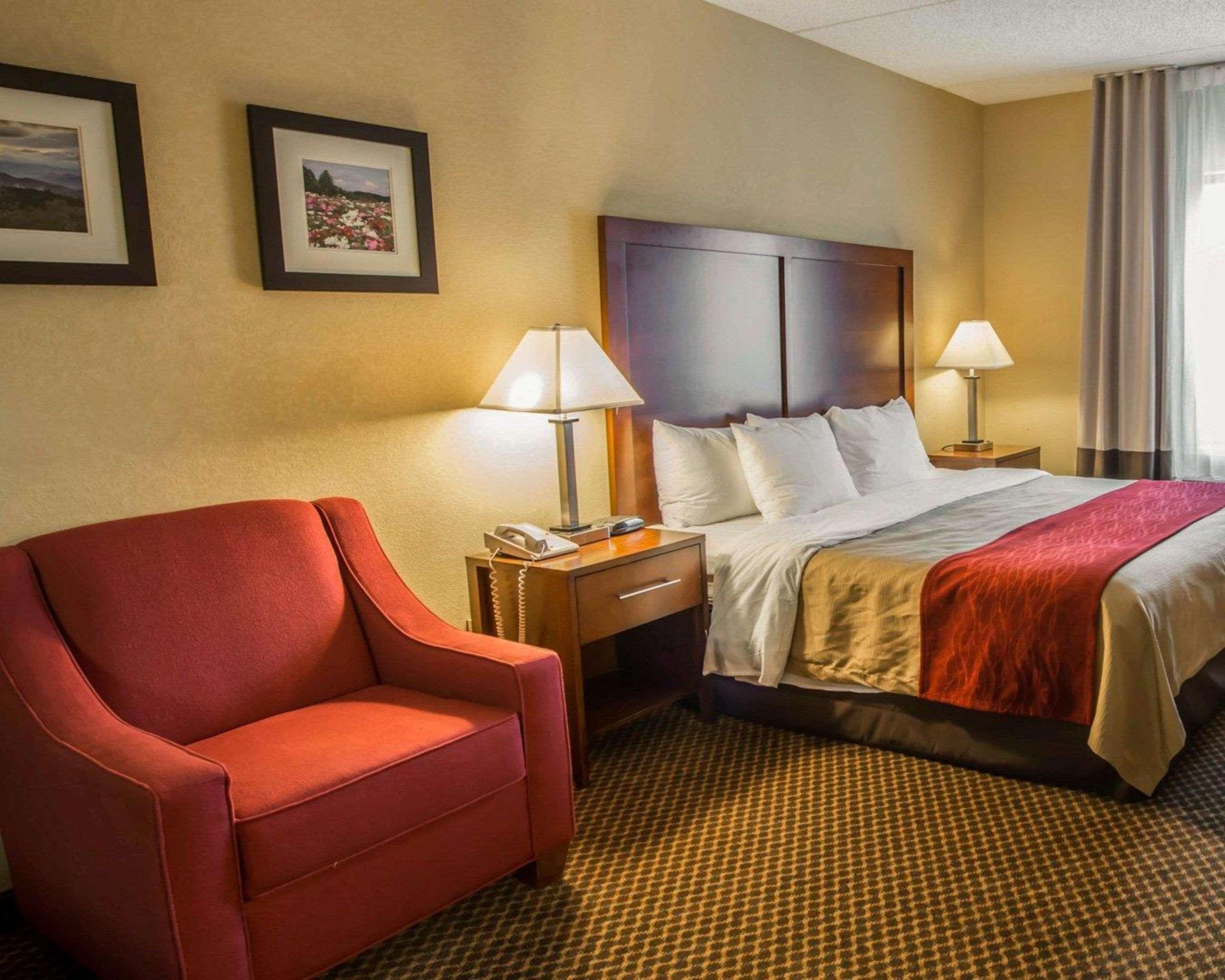 Comfort Inn & Suites Morganton Εξωτερικό φωτογραφία