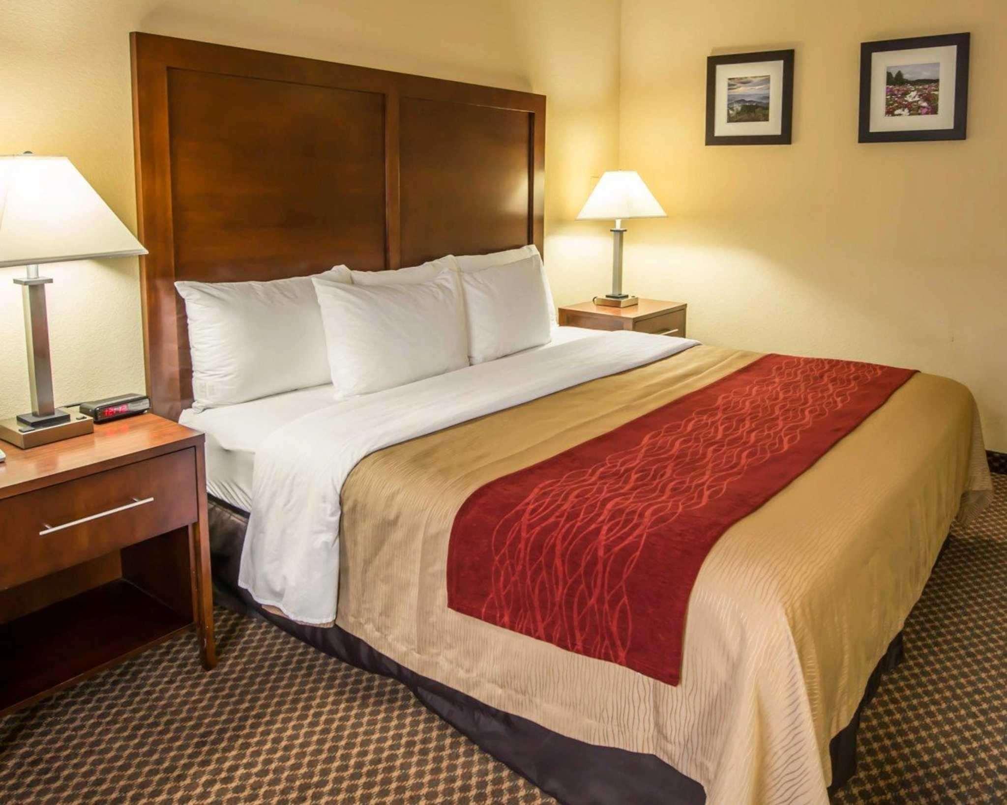 Comfort Inn & Suites Morganton Εξωτερικό φωτογραφία