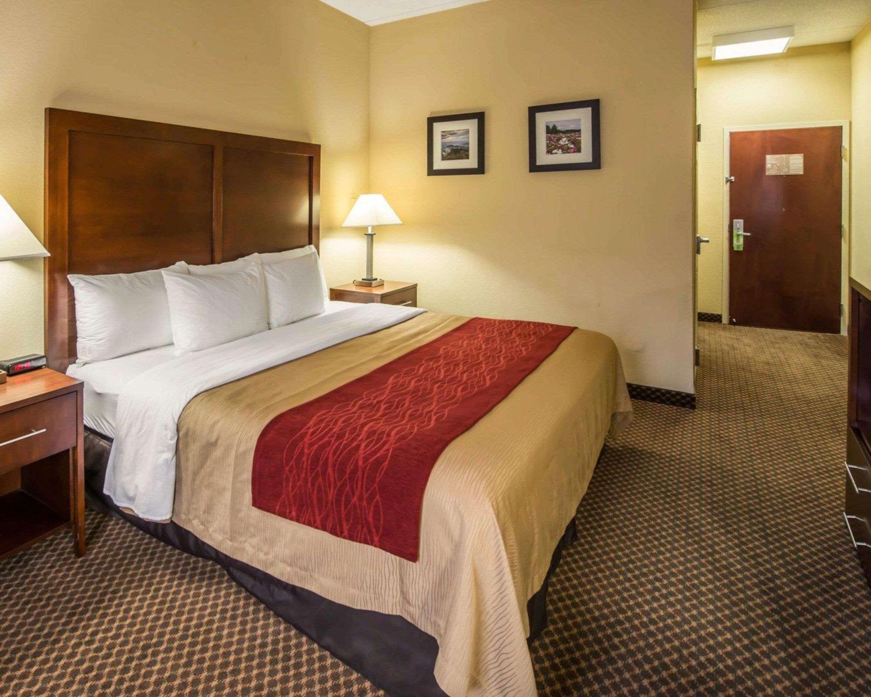 Comfort Inn & Suites Morganton Εξωτερικό φωτογραφία